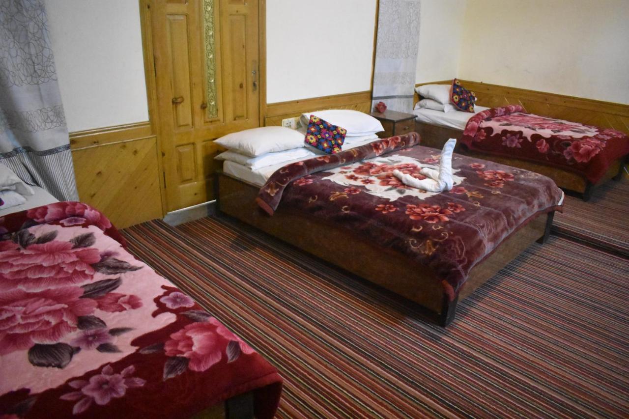 Cozy Lodge Гілгіт Екстер'єр фото