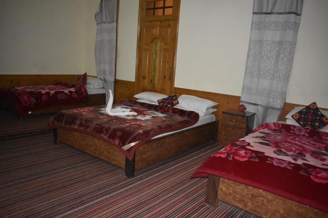 Cozy Lodge Гілгіт Екстер'єр фото