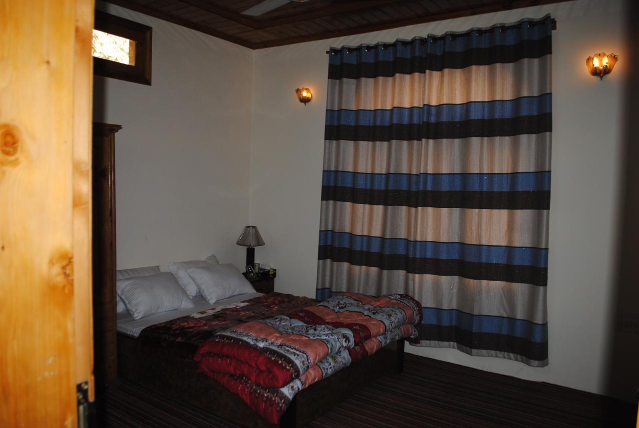 Cozy Lodge Гілгіт Екстер'єр фото