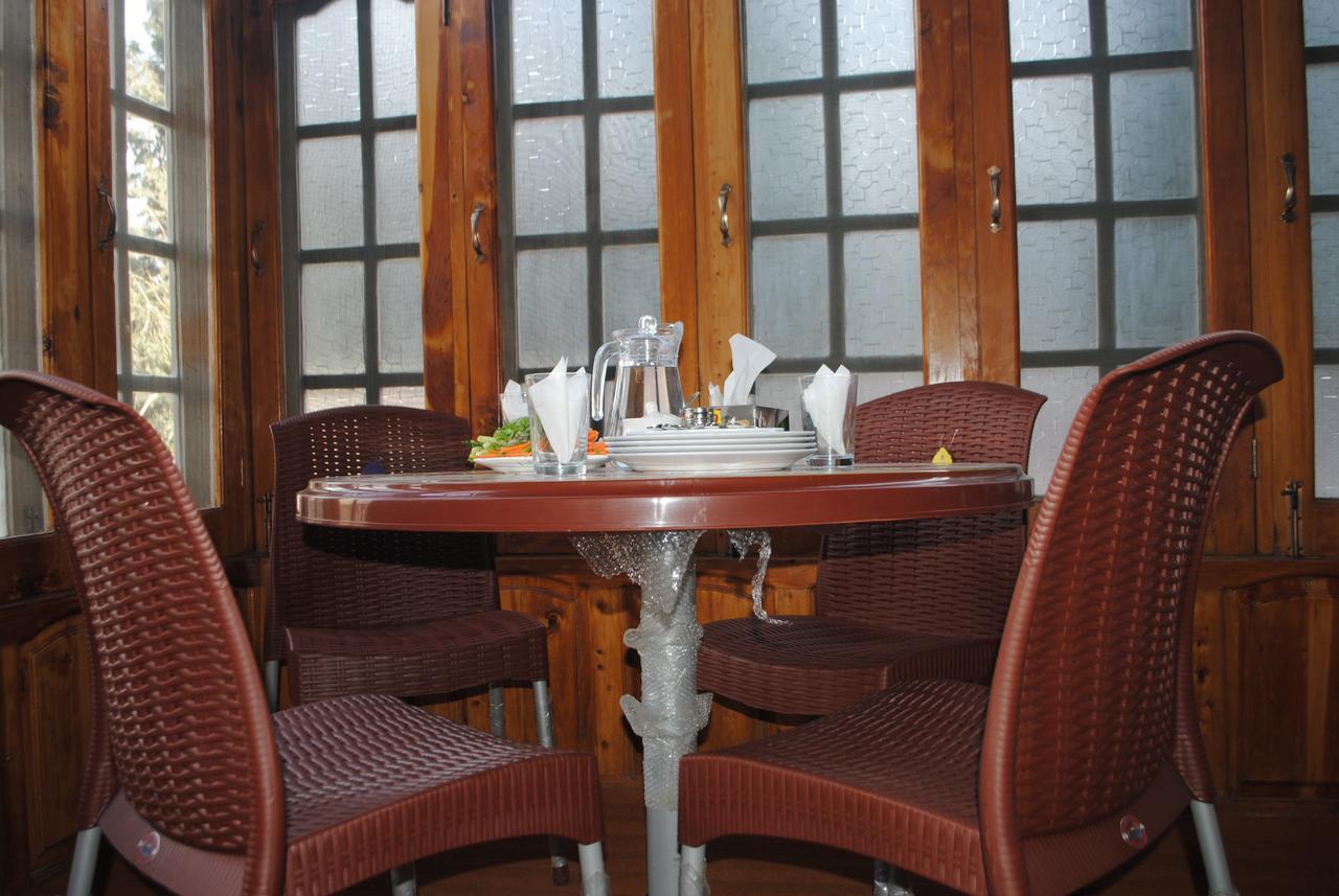 Cozy Lodge Гілгіт Екстер'єр фото