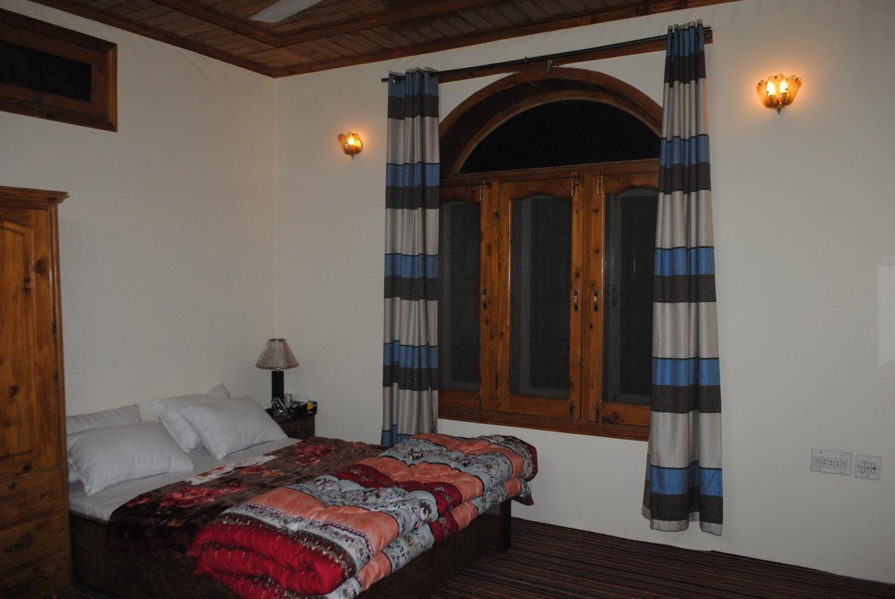 Cozy Lodge Гілгіт Екстер'єр фото